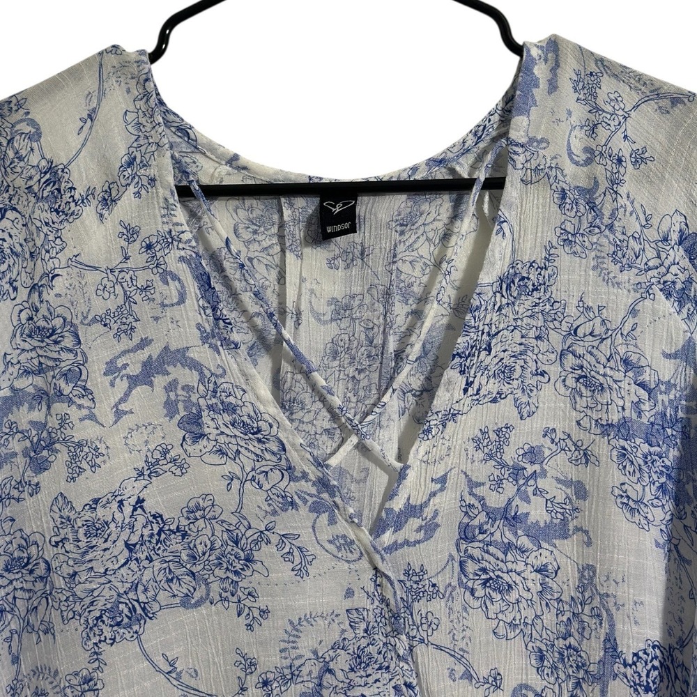 Windsor Floral Blouse Strappy V-Neck High-Low Top Blue White Women's Size Small - Picture 4 of 8